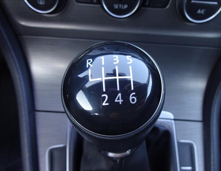 Volkswagen Golf Kombi 1,2 l 77 kw