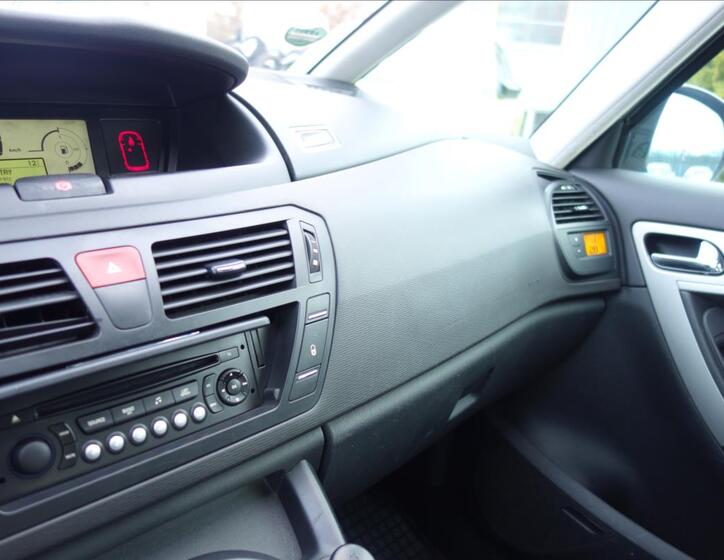 Citroën Grand C4 Picasso 28