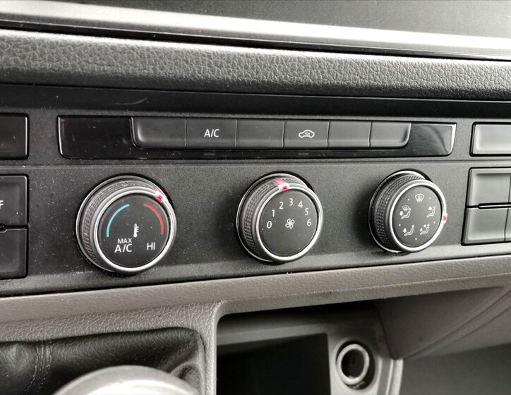 Volkswagen Crafter 10