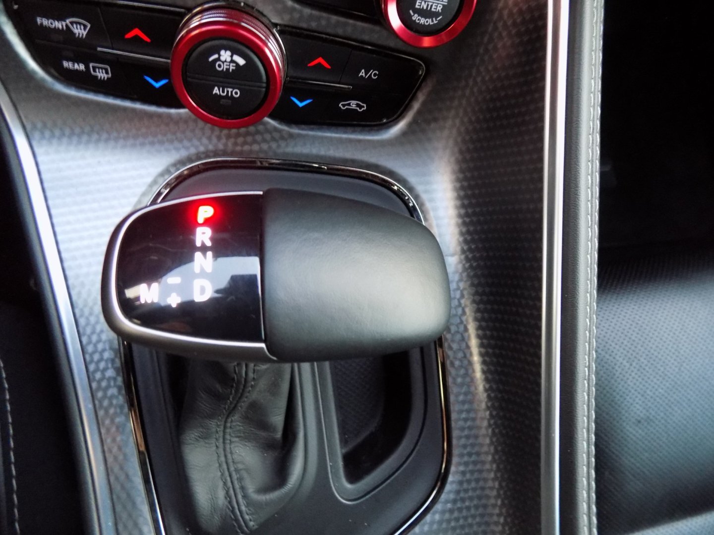 Dodge Challenger Ostatní 6,2 l 527 kw