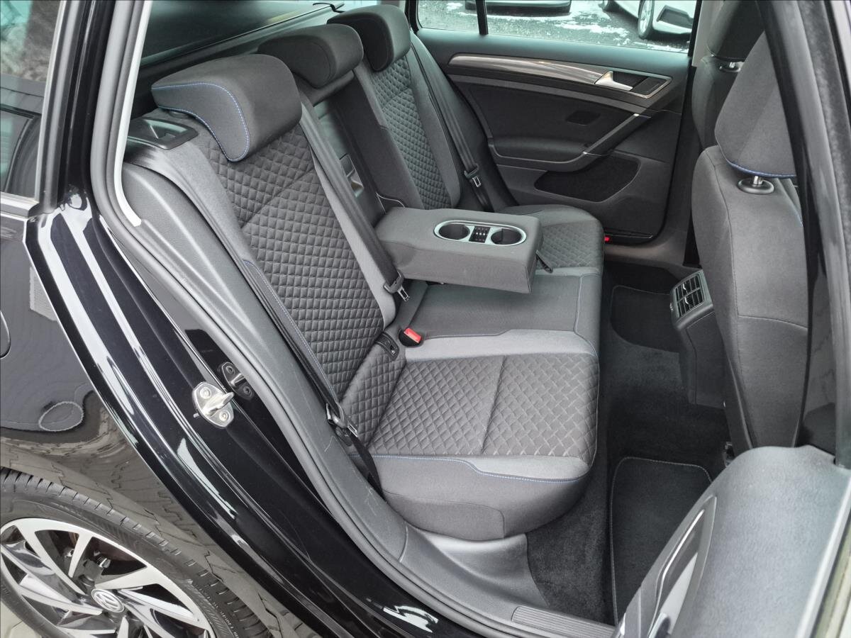 Volkswagen Golf Kombi 1,5 l 110 kw