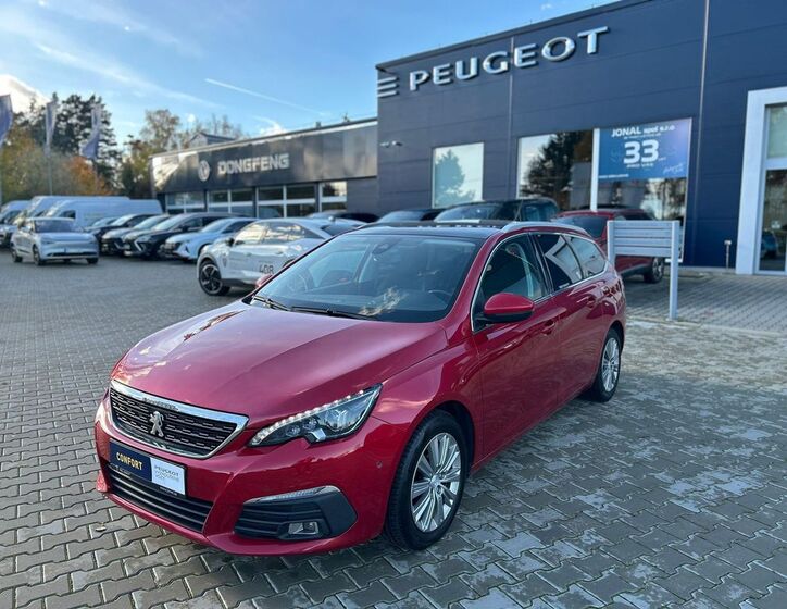Peugeot 308 1