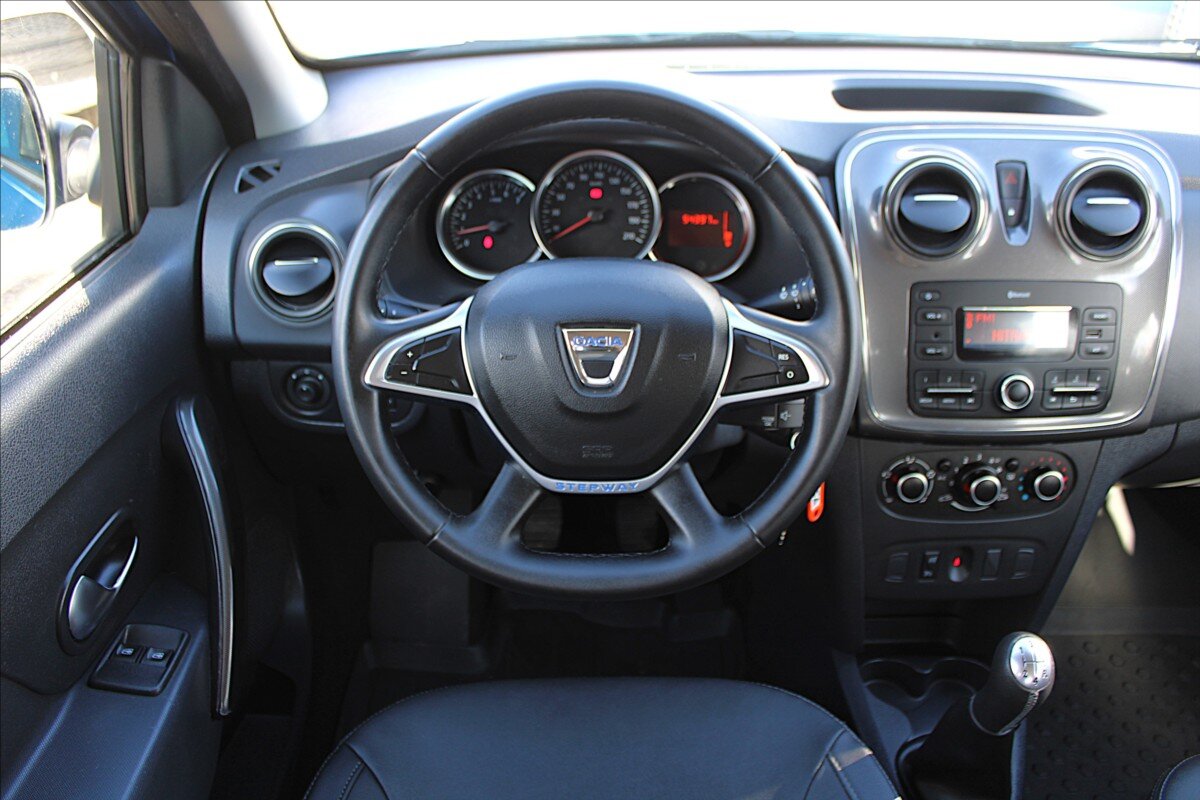 Dacia Sandero Hatchback 898,0 66 kw