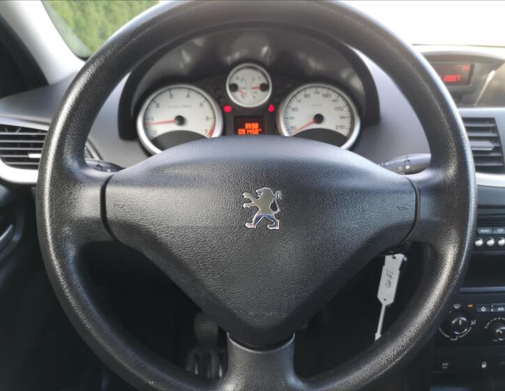 Peugeot 207 4