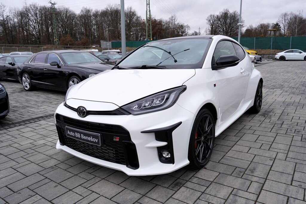 Toyota Ostatní Hatchback 1,6 l 192 kw