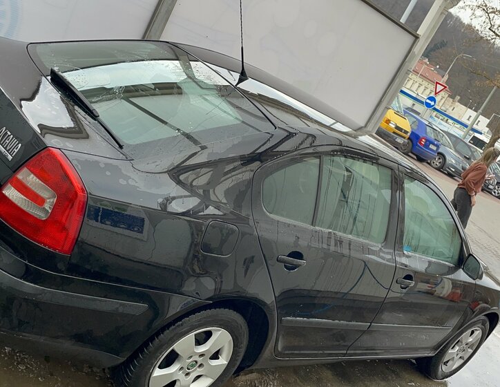 Škoda Octavia Sedan / Limuzína 1,9 l 77 kw