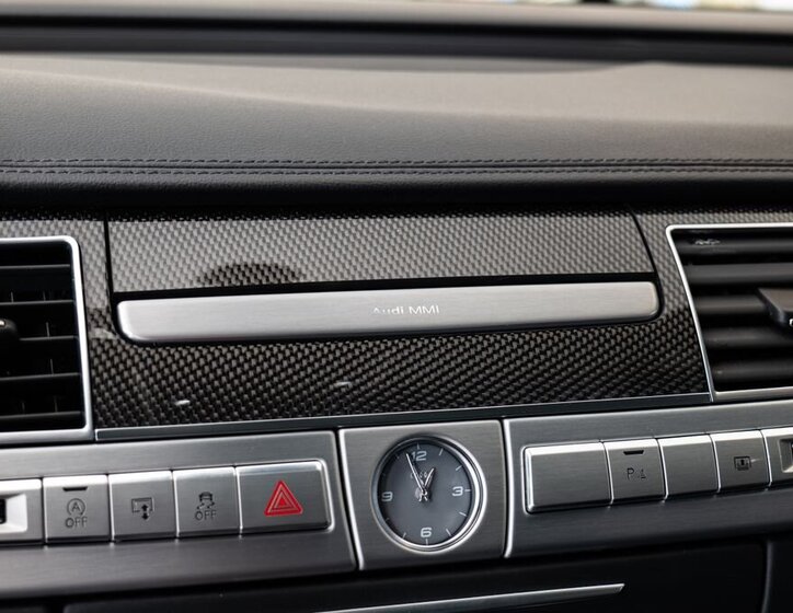 Audi S8 Sedan / Limuzína 4,0 l 382 kw