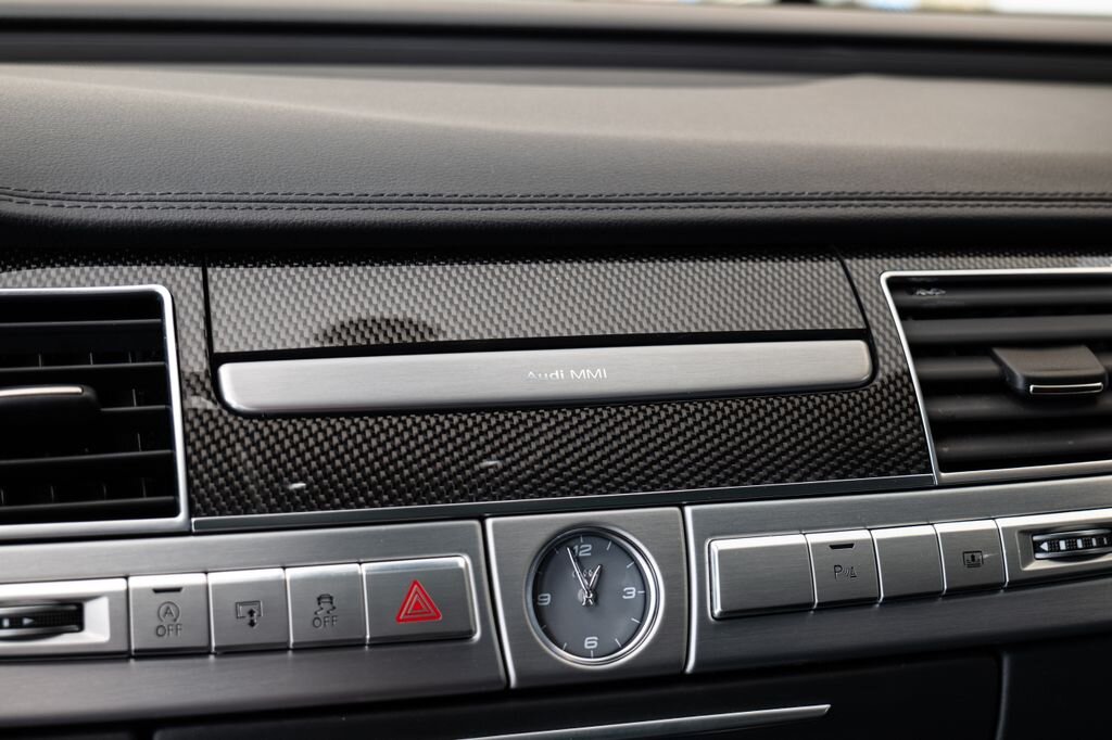 Audi S8 Sedan / Limuzína 4,0 l 382 kw