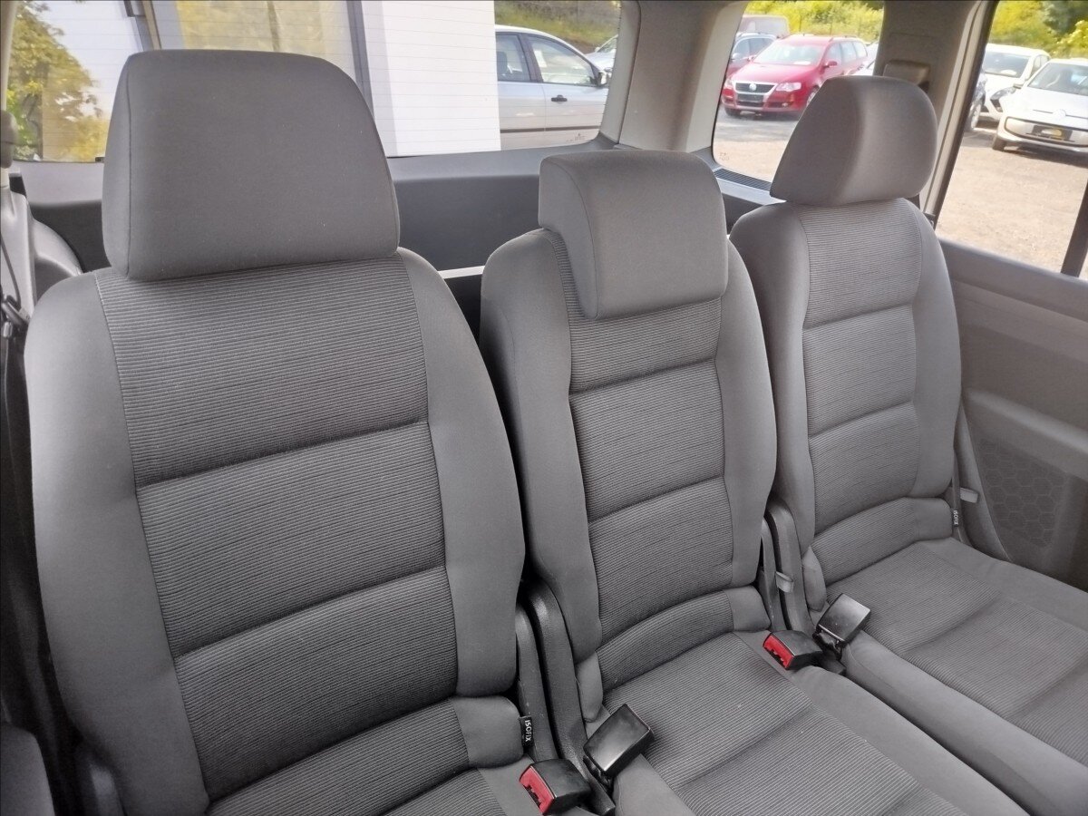 Volkswagen Touran MPV 1,9 l 77 kw