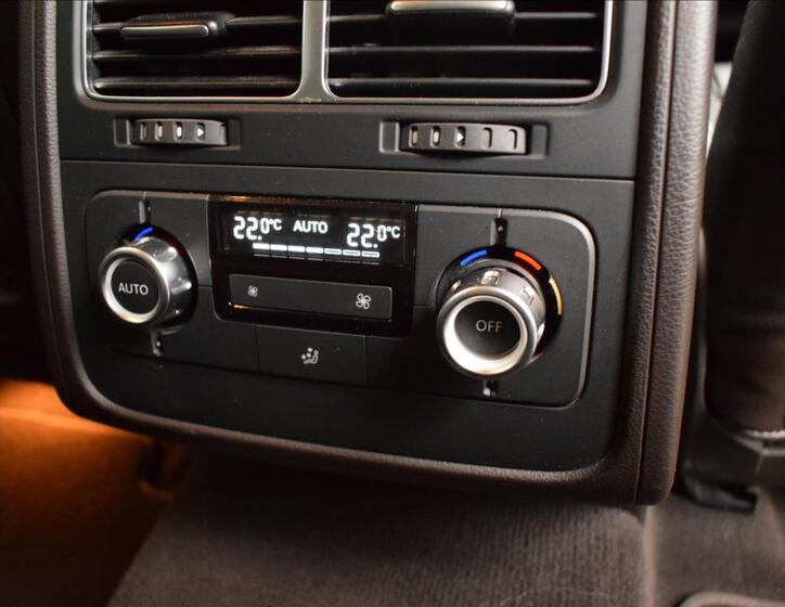 Volkswagen Touareg 17