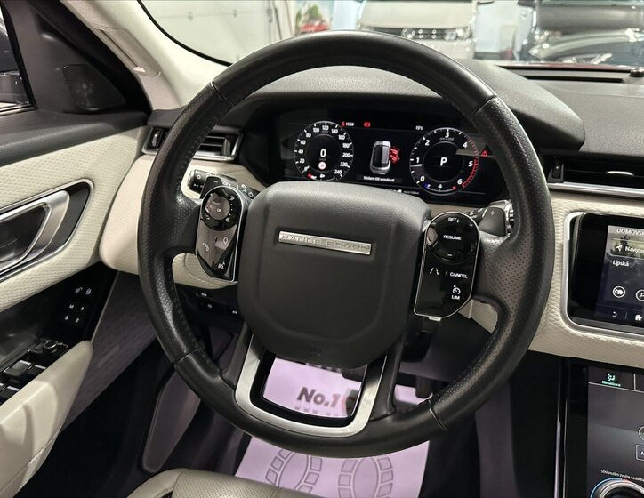 Land Rover Range Rover Velar SUV / Terénní 2,0 l 132 kw