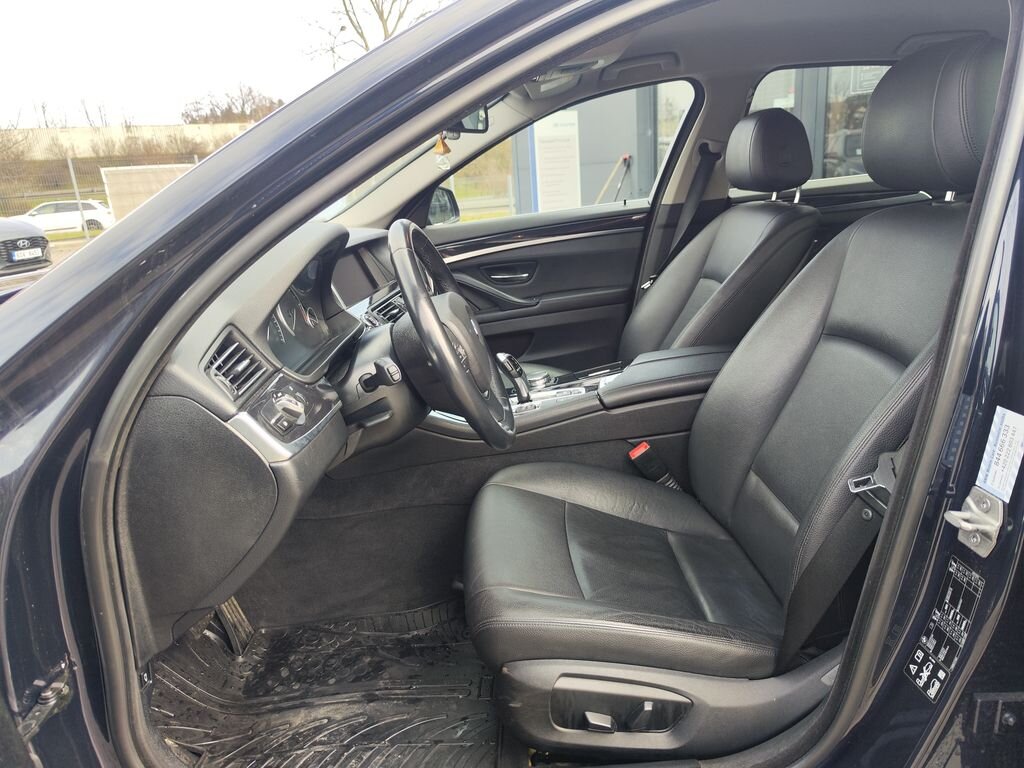 BMW Řada 5 Sedan / Limuzína 2,0 l 140 kw