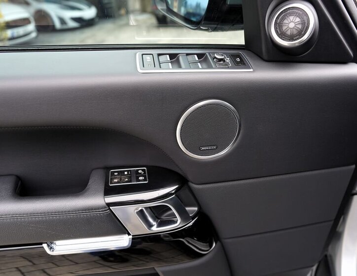 Land Rover Range Rover SUV 3,0 l 190 kw