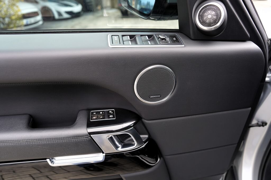 Land Rover Range Rover SUV 3,0 l 190 kw