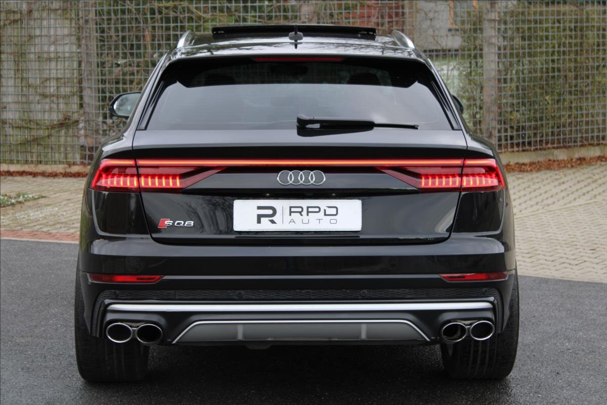 Audi SQ8