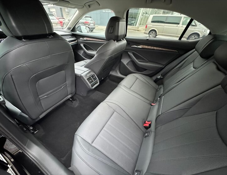 Škoda Superb Ostatní 2,0 l 142 kw