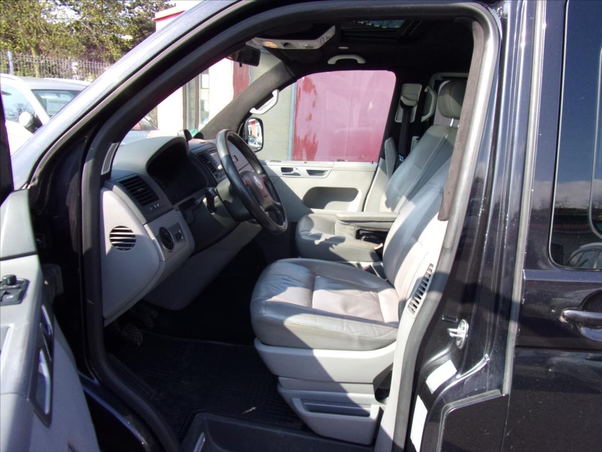 Volkswagen Multivan Ostatní 2,5 l 128 kw