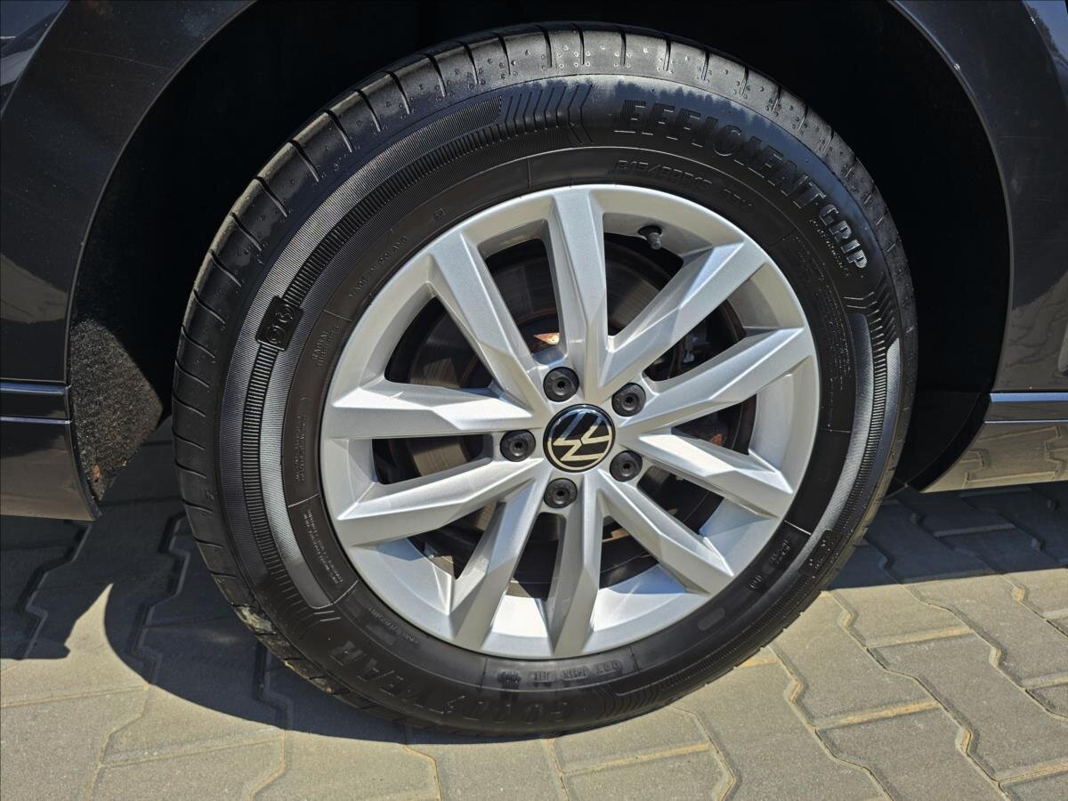 Volkswagen Passat Kombi 2,0 l 110 kw