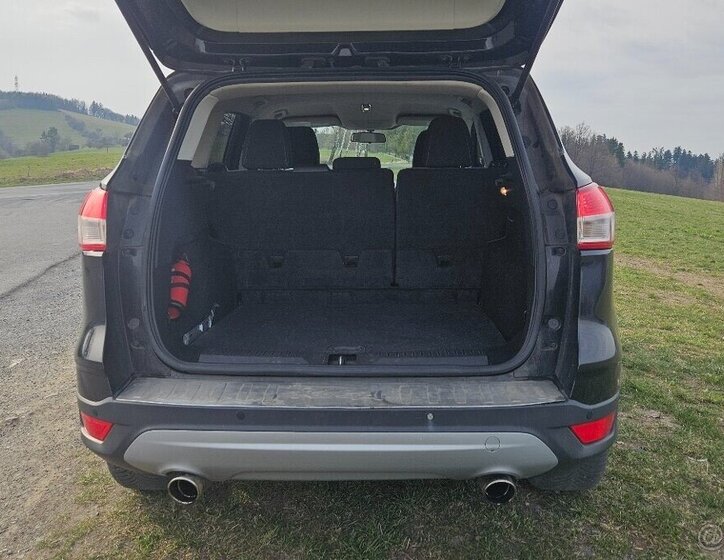 Ford Kuga SUV / Terénní 0,0 179 kw