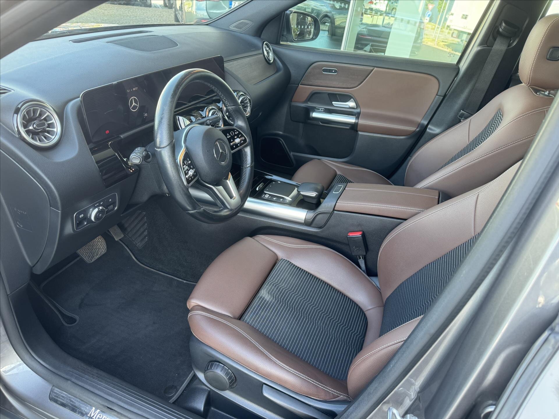 Mercedes-Benz GLA SUV / Terénní 2,0 l 165 kw