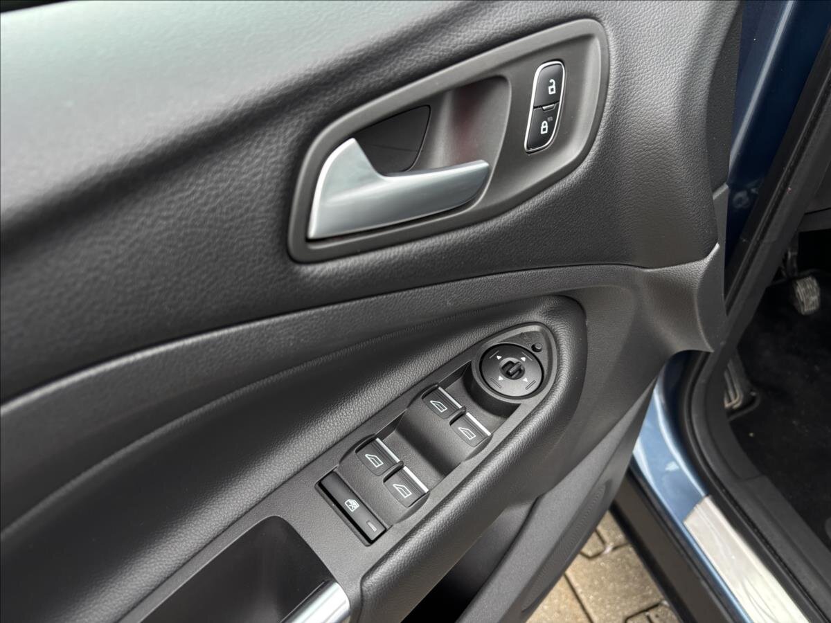 Ford Kuga SUV 2,0 l 110 kw