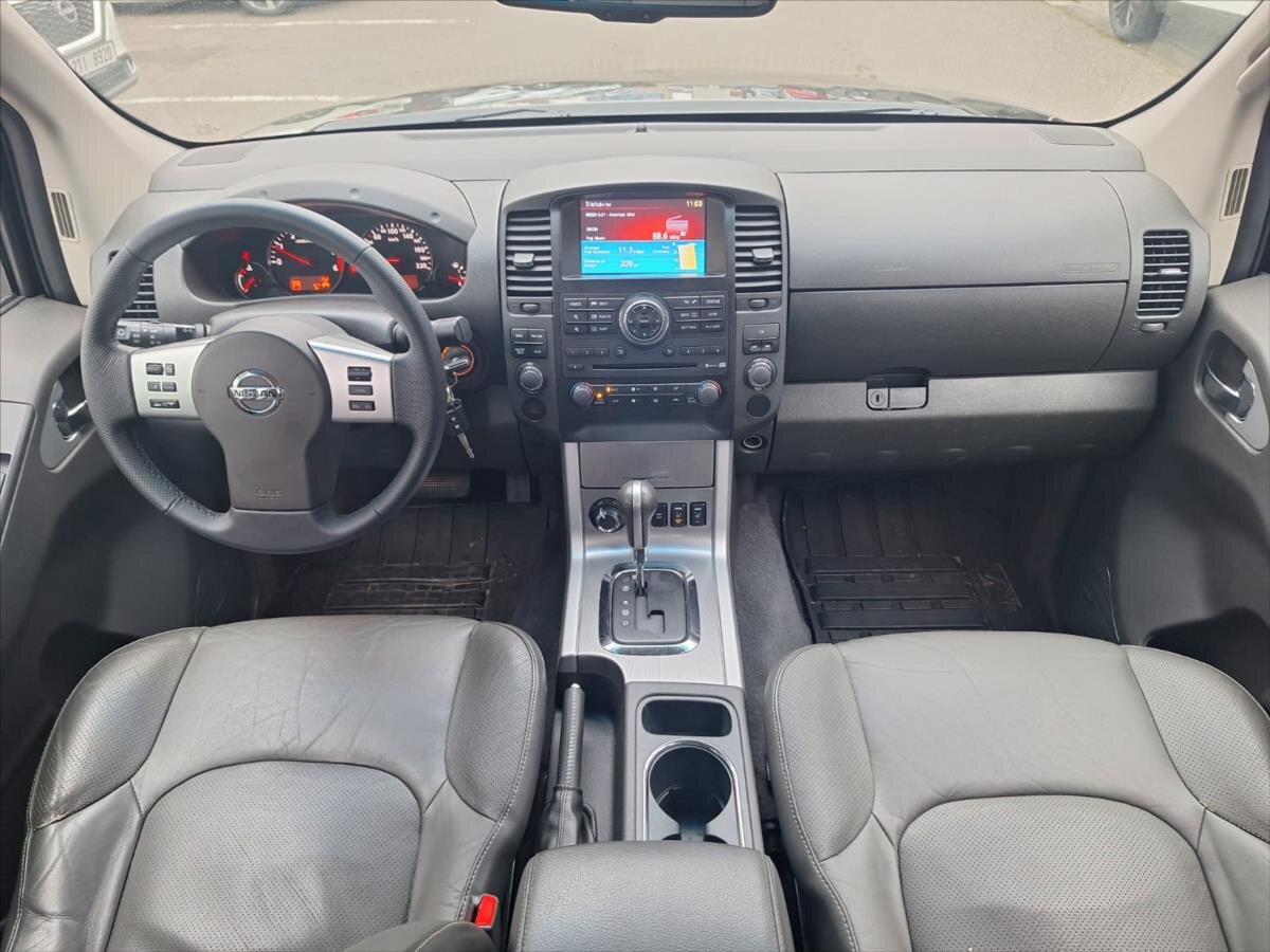 Nissan Navara Pick-up 3,0 l 170 kw