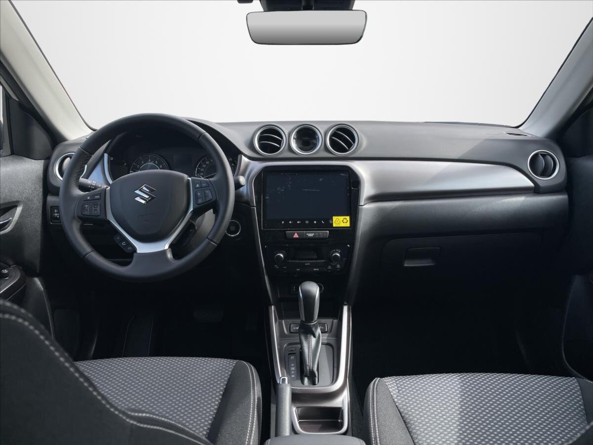 Suzuki Vitara SUV / Terénní 1,4 l 81 kw