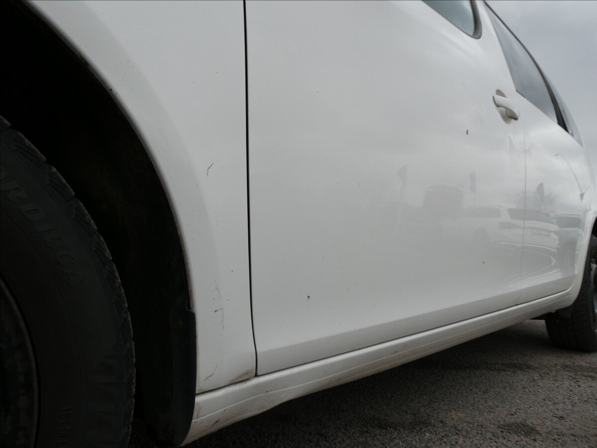 Škoda Roomster MPV 1,6 l 77 kw