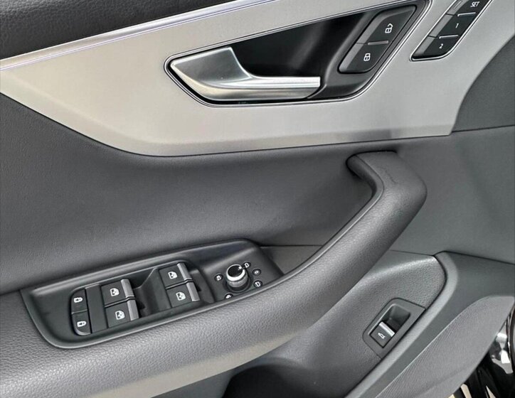 Audi Q7 SUV 0,0 0