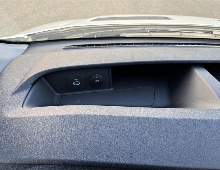 Ford Transit Skříň 2,0 l 96 kw