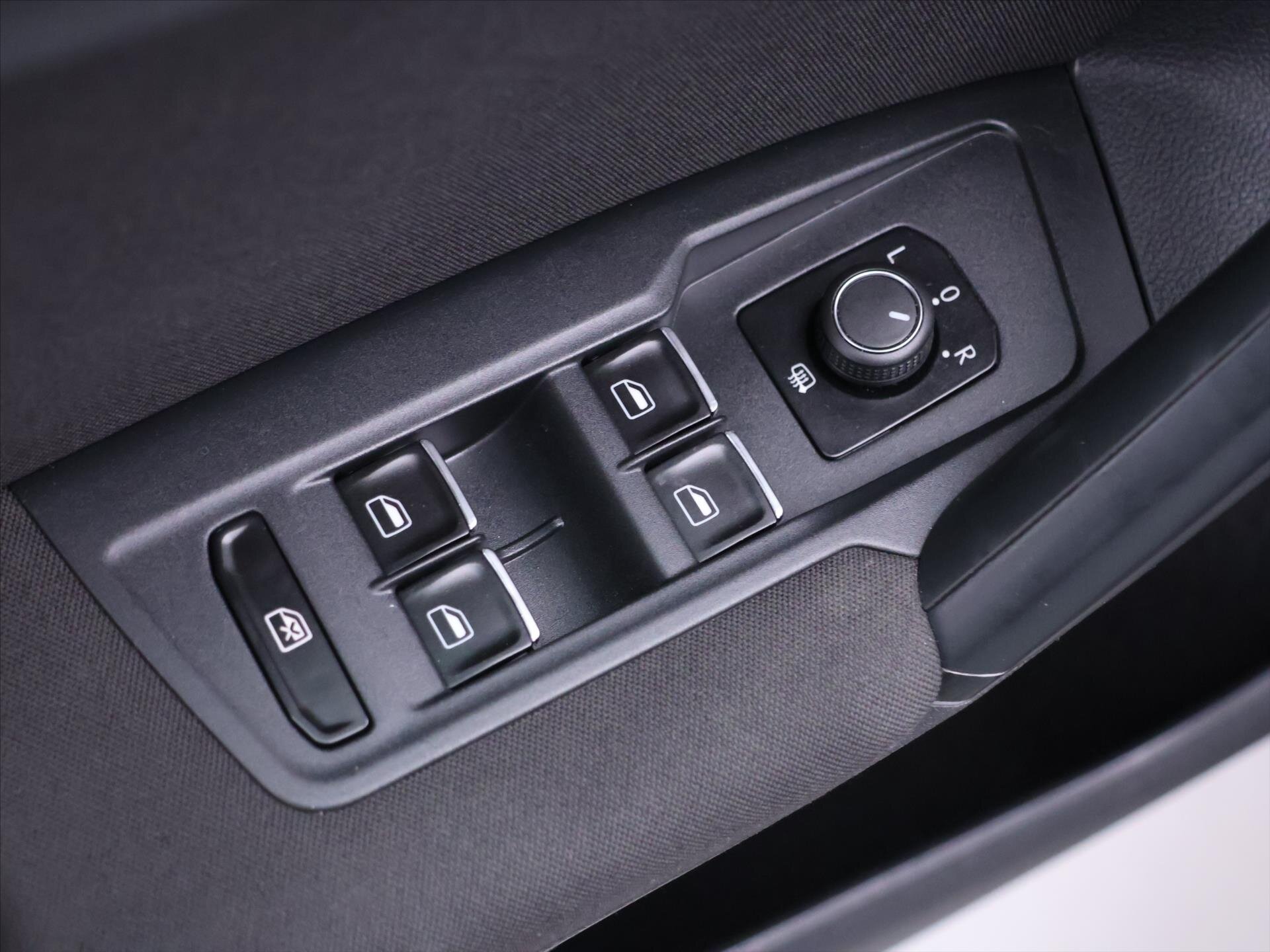 Volkswagen Tiguan SUV / Terénní 2,0 l 110 kw