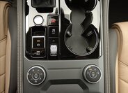 Volkswagen Touareg 16