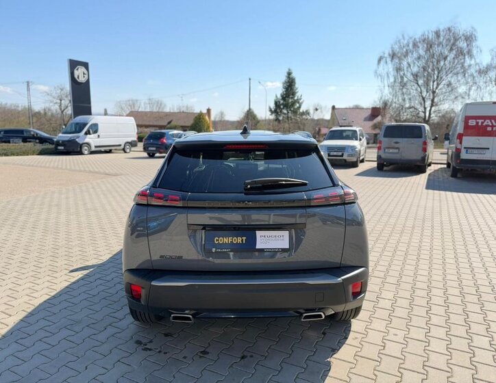 Peugeot 2008 SUV / Terénní 1,2 l 96 kw