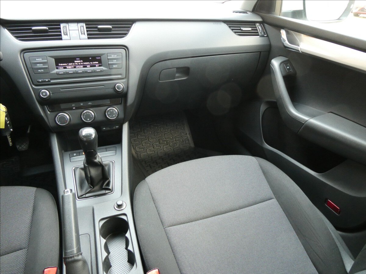 Škoda Octavia Kombi 1,6 l 81 kw