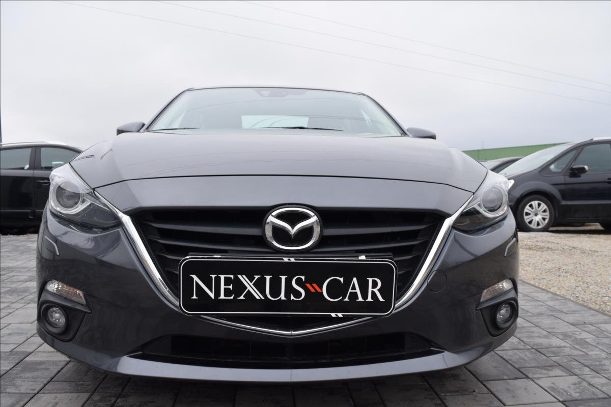 Mazda 3 Sedan / Limuzína 1,5 l 74 kw