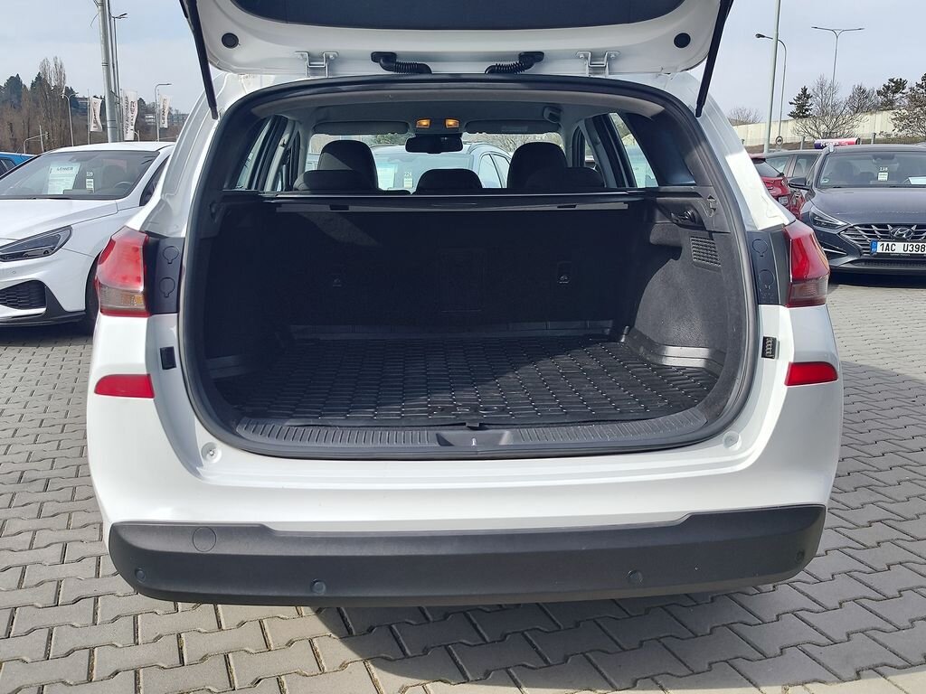Hyundai i30 Kombi 1,6 l 85 kw