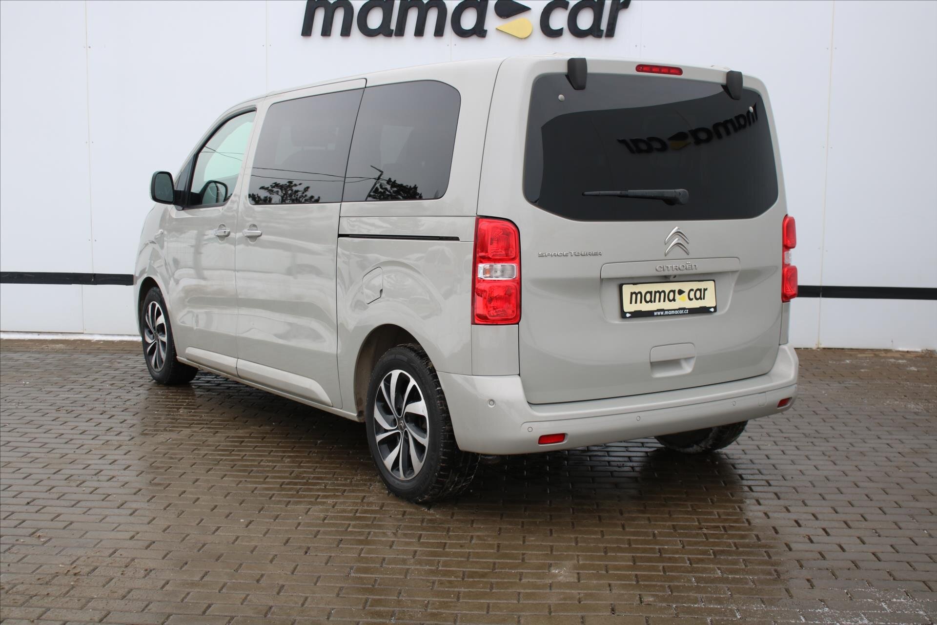 Citroën SpaceTourer MPV 2,0 l 130 kw