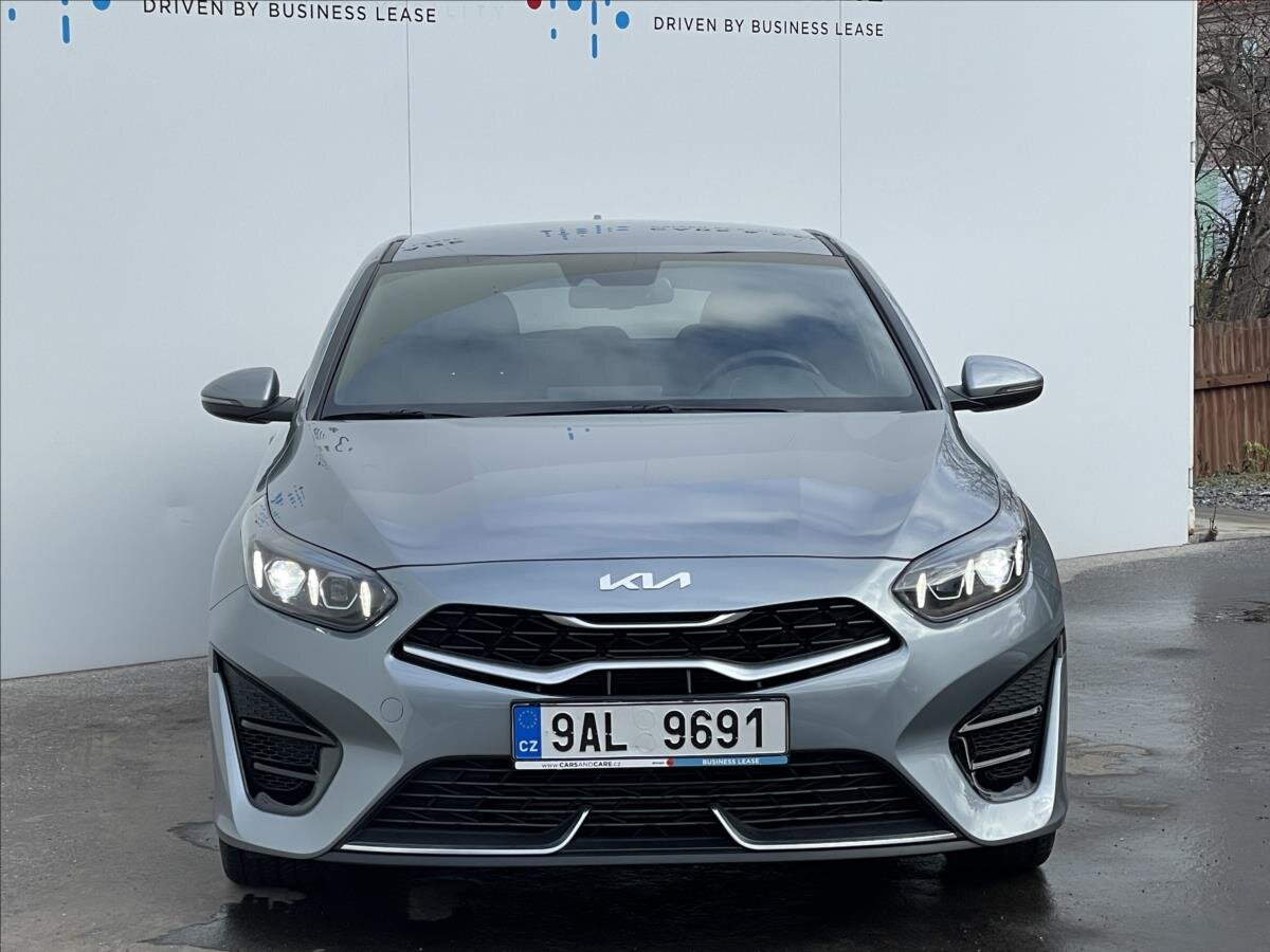 KIA ProCeed Kombi 1,5 l 118 kw
