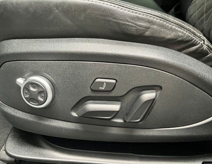 Audi RS4 Kombi 2,9 l 331 kw