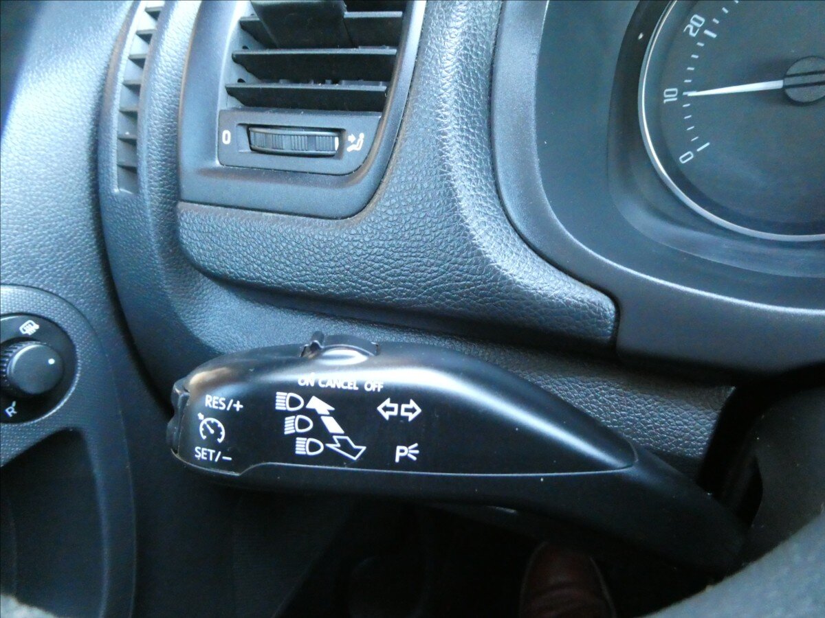 Škoda Roomster Kombi 1,2 l 63 kw