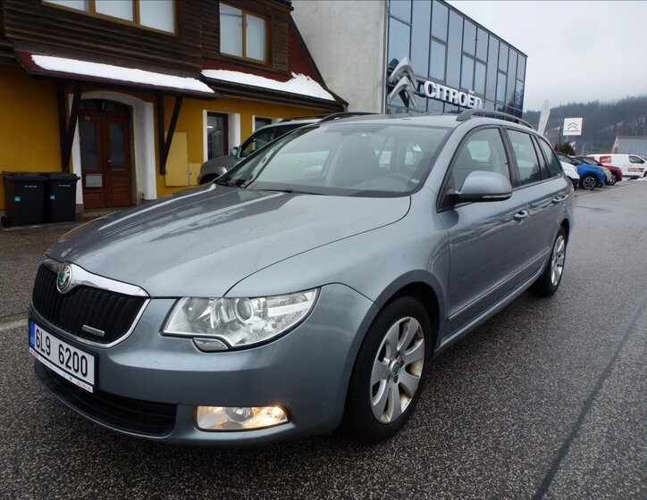 Škoda Superb Kombi 1,6 l 77 kw