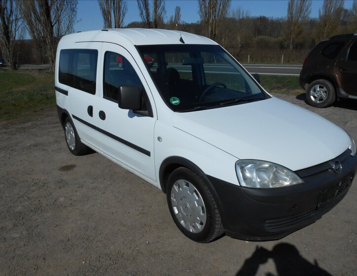 Opel Combo Kombi 1,4 l 66 kw