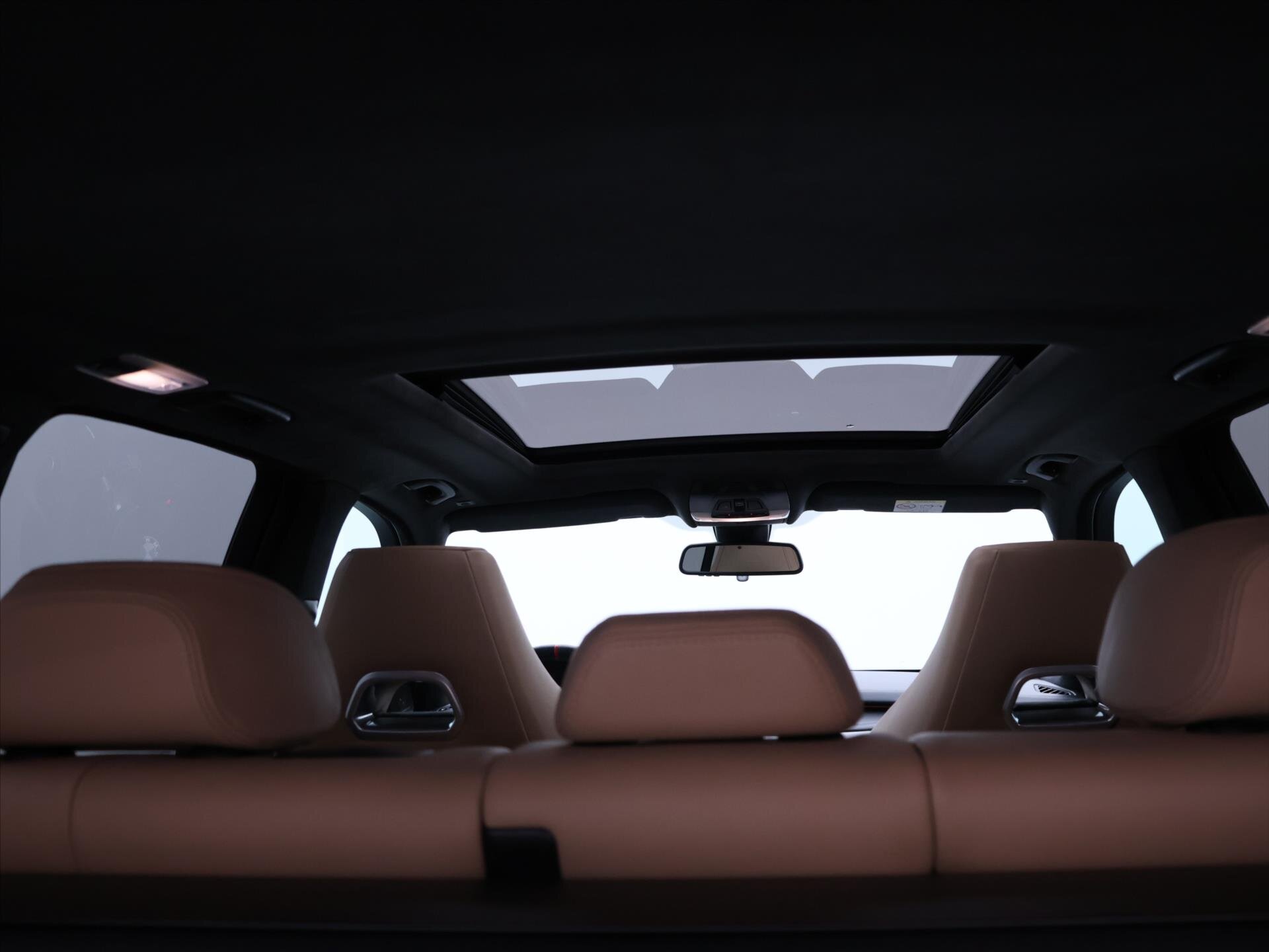 BMW X5 SUV / Terénní 4,4 l 423 kw