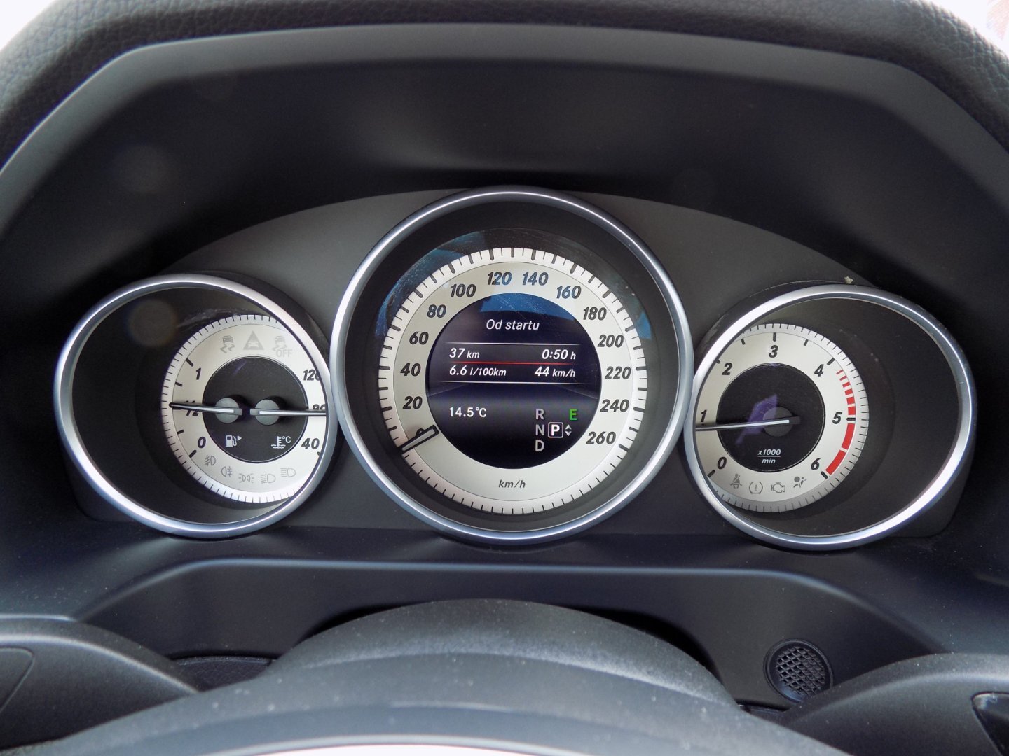 Mercedes-Benz Třídy E Sedan / Limuzína 2,1 l 125 kw