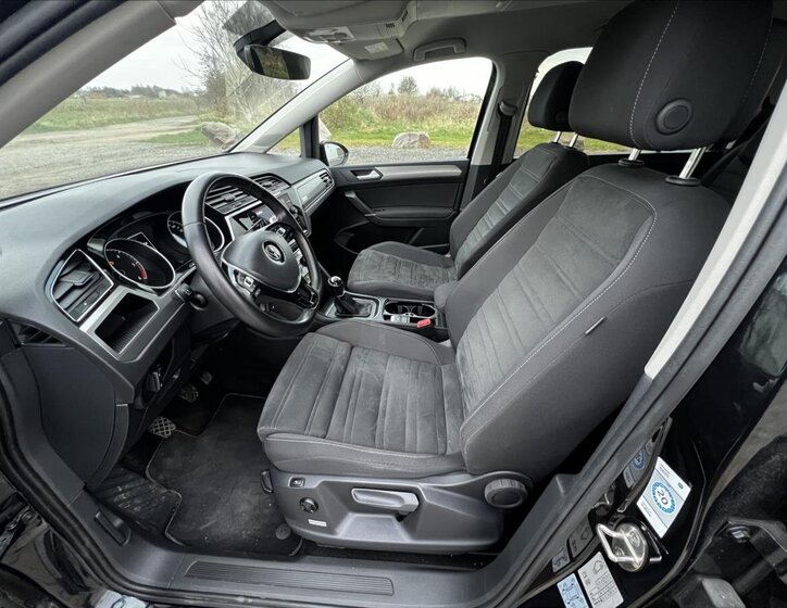 Volkswagen Touran Kombi 1,6 l 85 kw