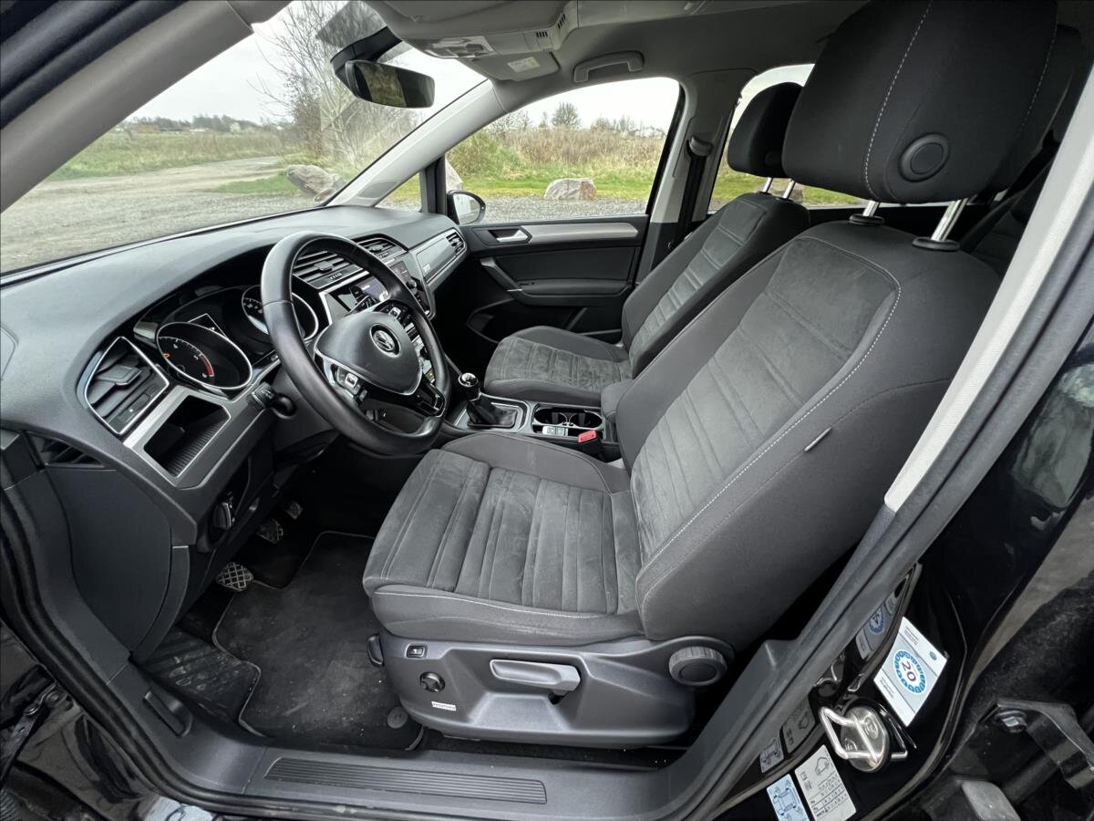 Volkswagen Touran Kombi 1,6 l 85 kw