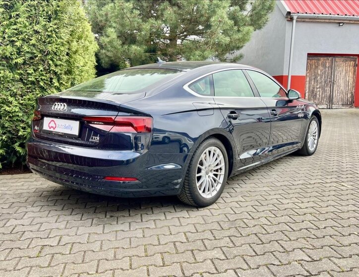 Audi A5 Liftback 296,0 210 kw