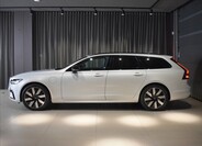 Volvo V90 2
