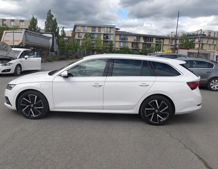 Škoda Octavia Kombi 1,4 l 150 kw