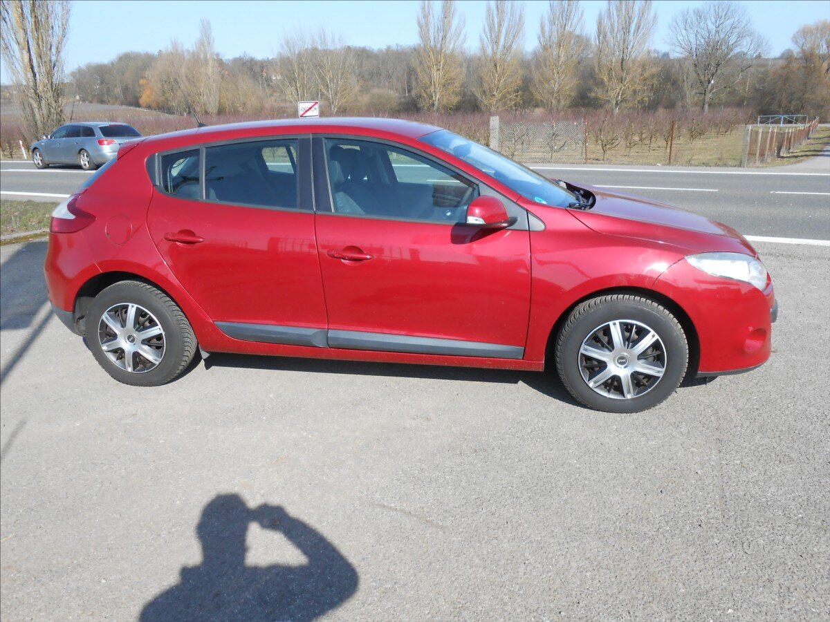Renault Mégane Hatchback 1,6 l 74 kw